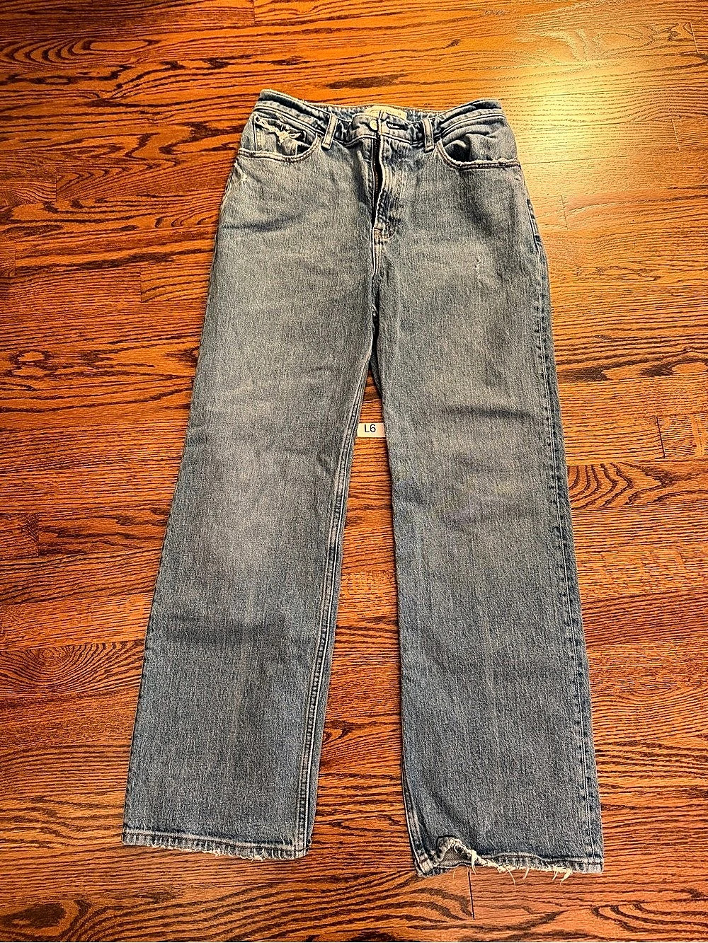 Abercrombie & Fitch The '90s Relaxed Jean High Rise Jeans Waist 28